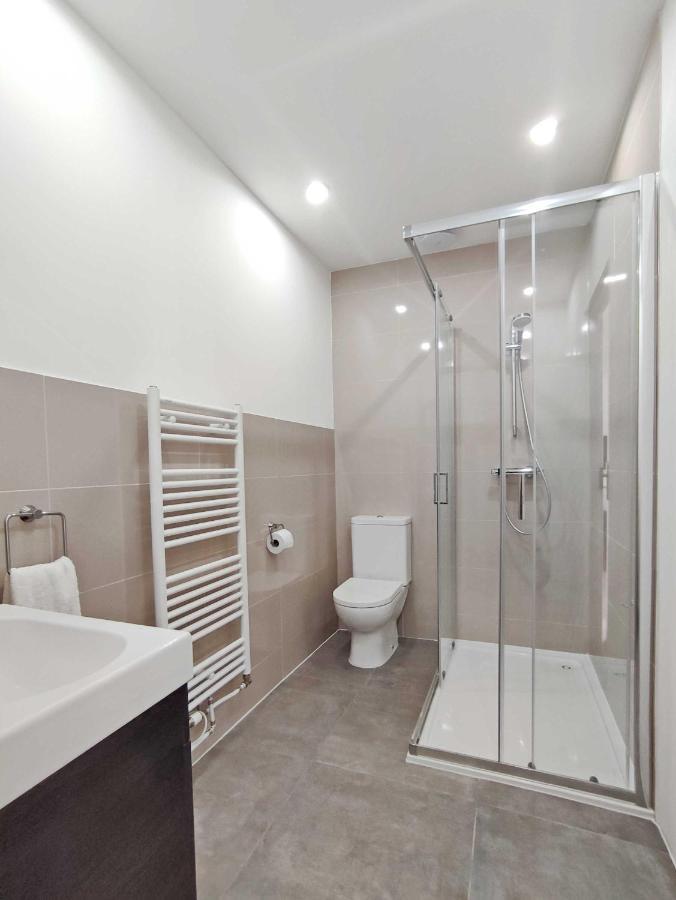 Studio - Pied A Terre Saulieu Exterior foto